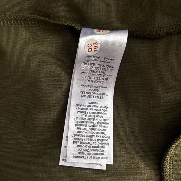 New! High-Waisted Paperbag Mini Safari color Skirt, Size M - Picture 15 of 16